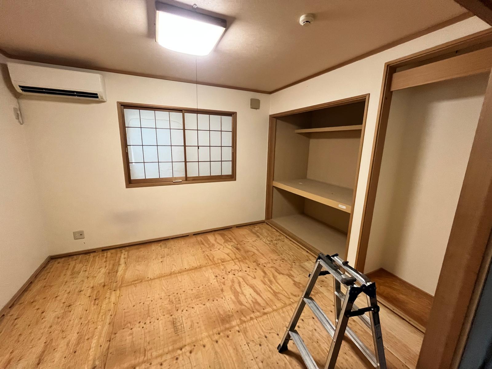 Interior Work and Wallpaper 1